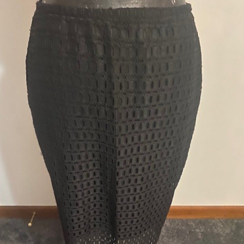 Lane Bryant Black eyelet back zip pencil skirt, size 14